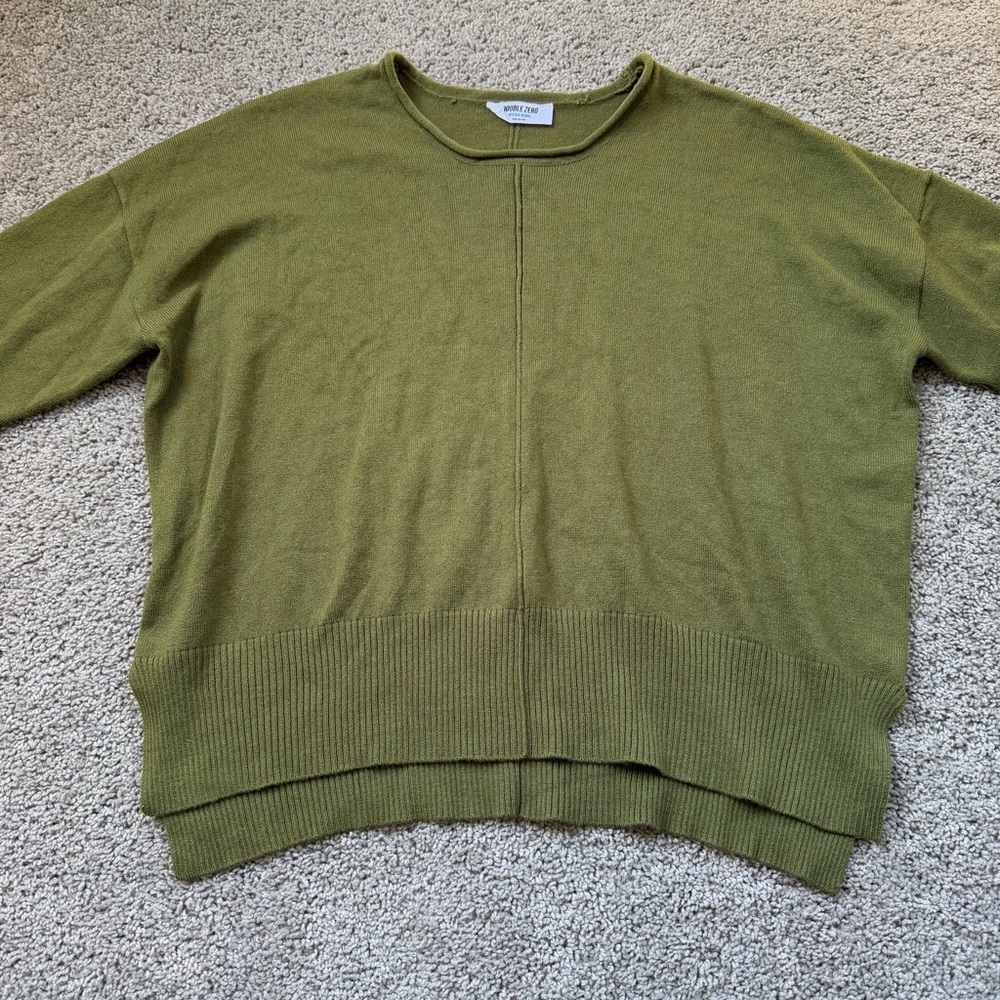Double Zero Green Roll Neck Sweater Size Medium